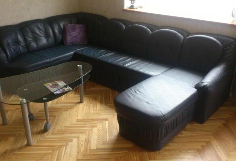 سوییت خانوادگی, Muuli Ranna Hostel