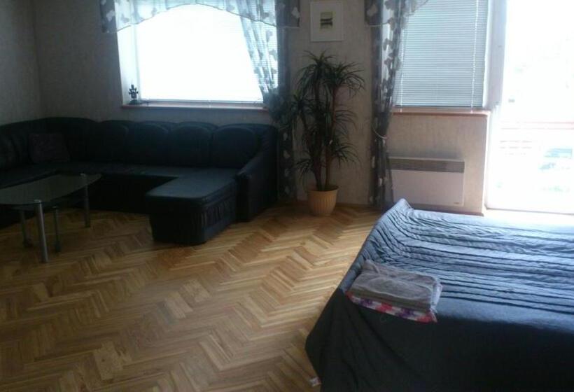 سوییت خانوادگی, Muuli Ranna Hostel