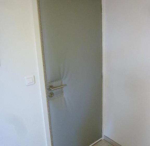 Номер Стандарт Вид на Горы, B&b L Escalade En Lubéron