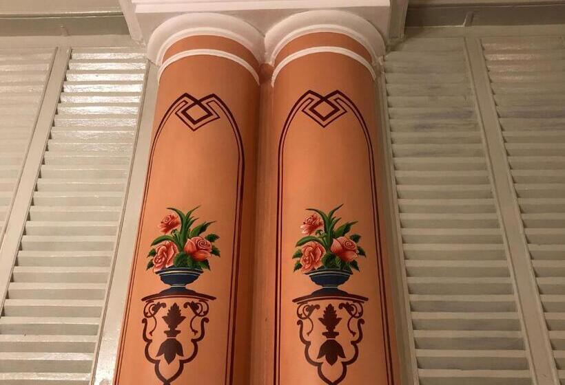 带大床的套房, Cossimbazar Palace Of The Roys