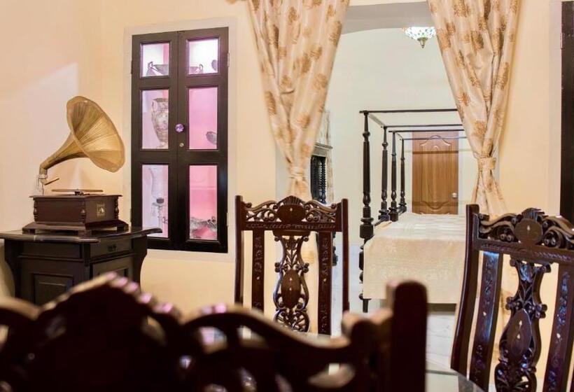 豪华套房, Cossimbazar Palace Of The Roys