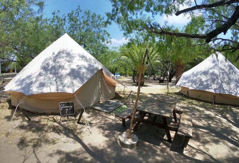 Deluxe Tent, La Posada En El Potrero Chico