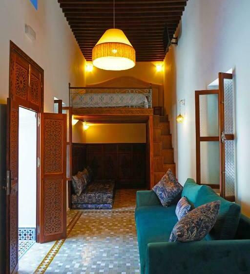 주니어 스위트, Dar Fama