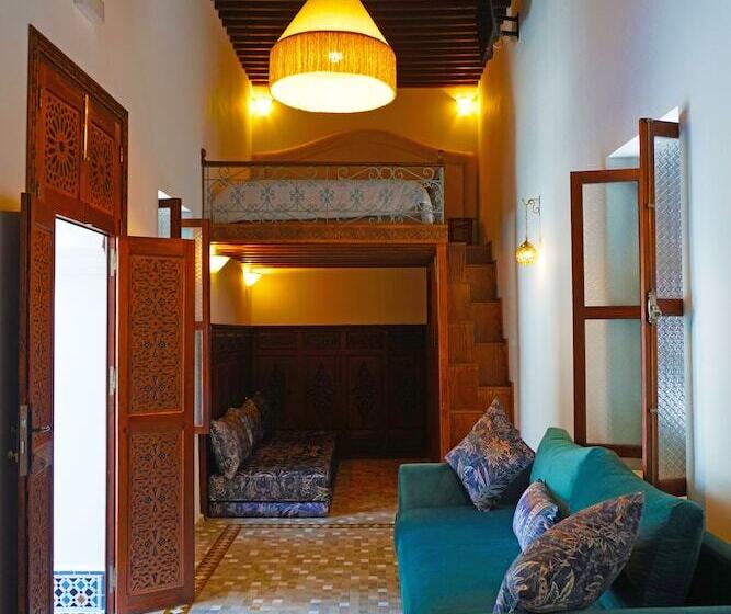 주니어 스위트, Dar Fama