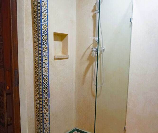 주니어 스위트, Dar Fama