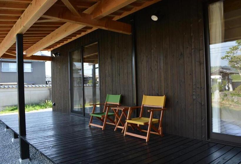 Номер Стандарт Четырехместный Совместный Санузел, Bed N Chill Shippoya 七宝屋