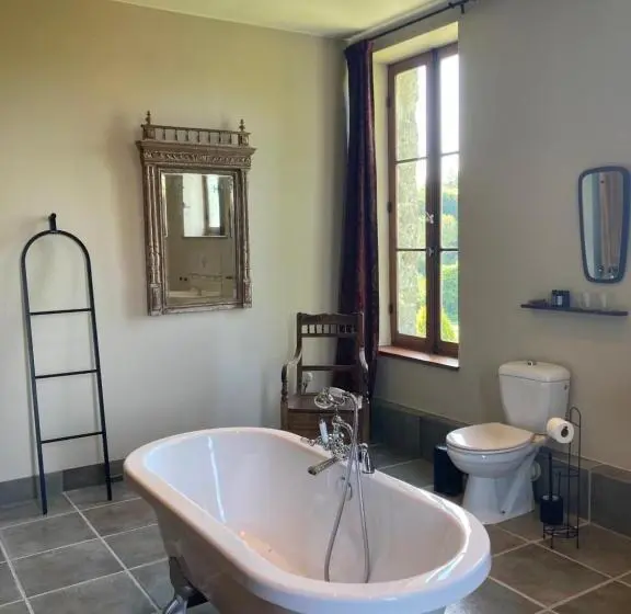 デラックスルーム, Chateau Gioux