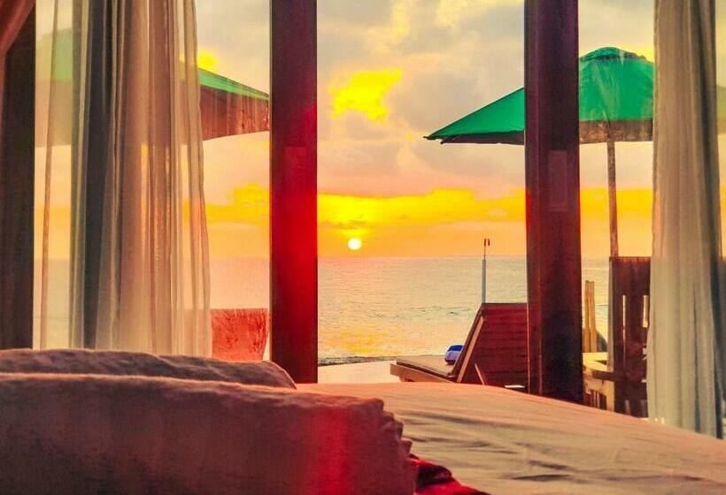 디럭스 테라스 룸 바다 전망, Juan Beach Bungalow