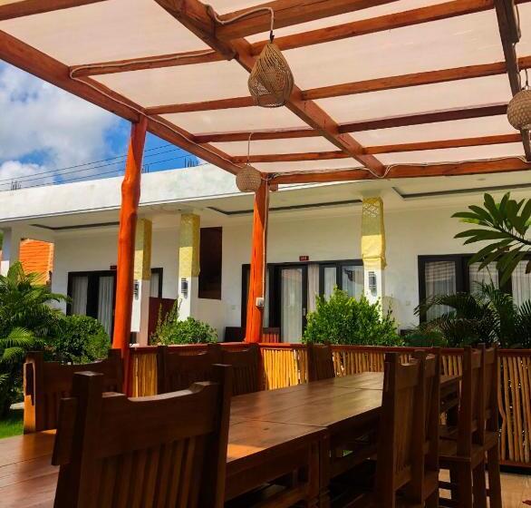 이코노미 룸, Juan Beach Bungalow