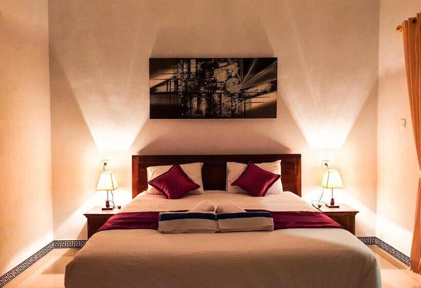 스탠다드 룸 풀장 전망, Juan Beach Bungalow