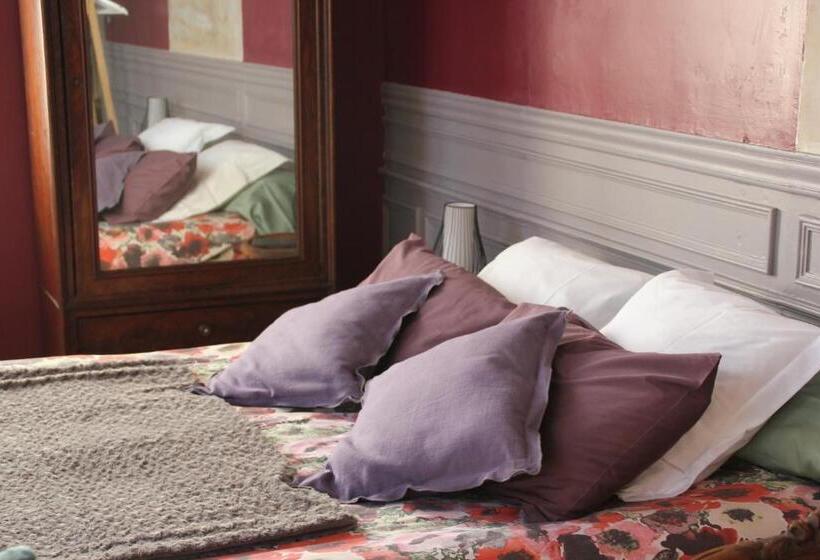 غرفة قياسية ثلاثية, La Maison Au Fil Du Temps