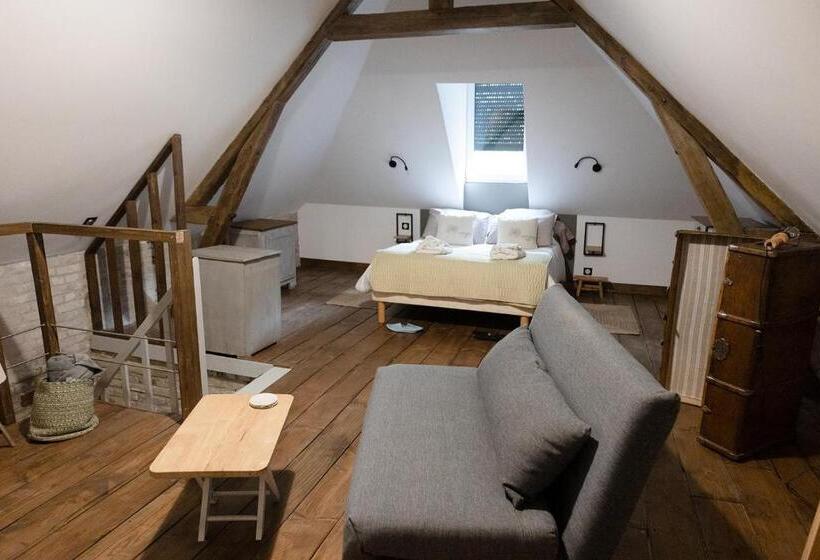 جناح مزود بجاكوزى, La Maison Au Fil Du Temps