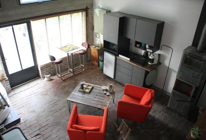 جناح مزود بجاكوزى, La Maison Au Fil Du Temps