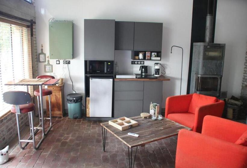 جناح مزود بجاكوزى, La Maison Au Fil Du Temps