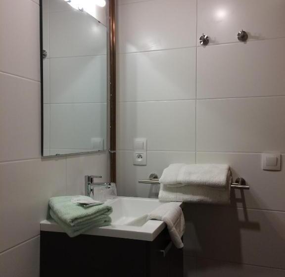 חדר סטנדרט, Le Chateau De Penin