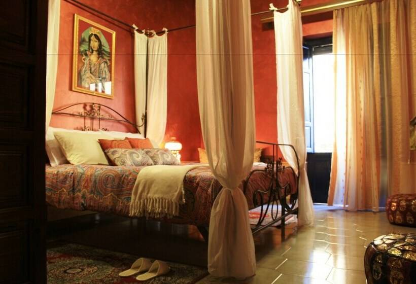 דירת שני חדרים, Mirabilia Arab House