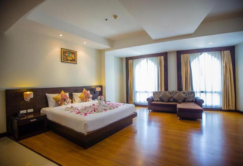 Полулюкс, Grande Southern