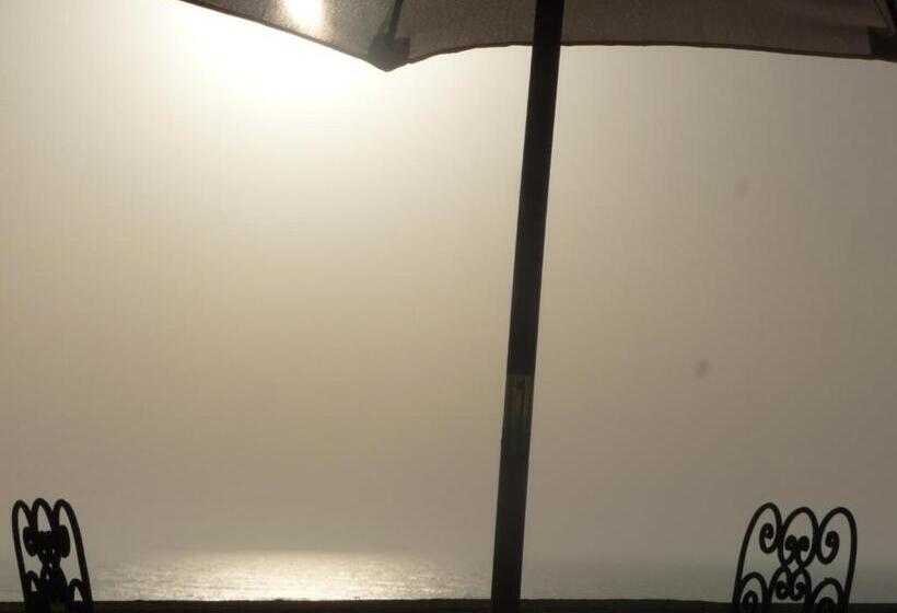 اتاق استاندارد با چشم‌انداز دریا, L'arganier Solitaire