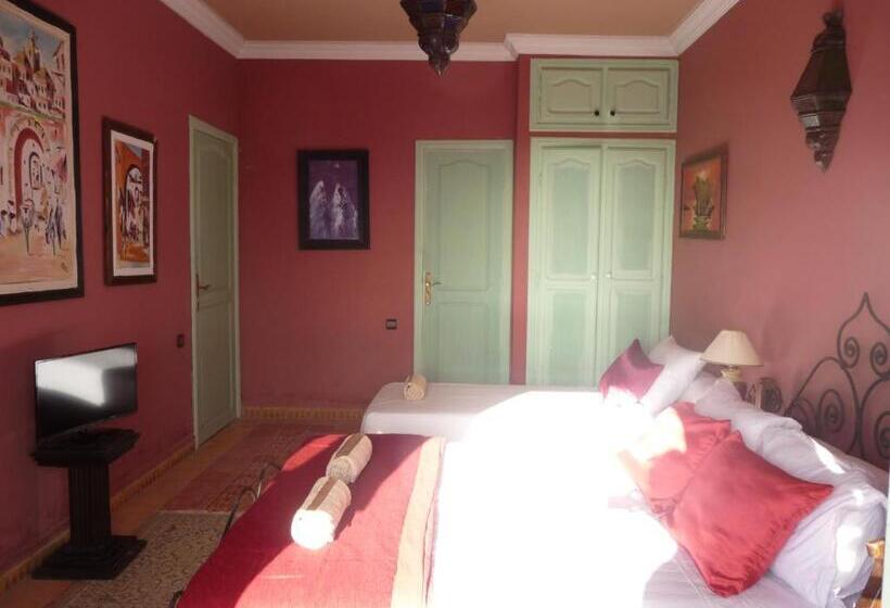 اتاق سه نفره دلوکس با چشم‌انداز دریا, L'arganier Solitaire