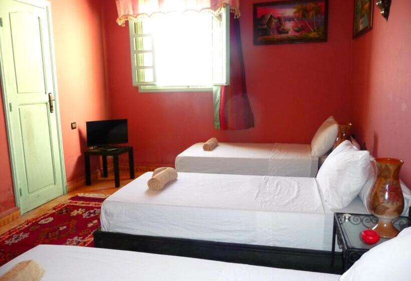 اتاق استاندارد سه نفره, L'arganier Solitaire