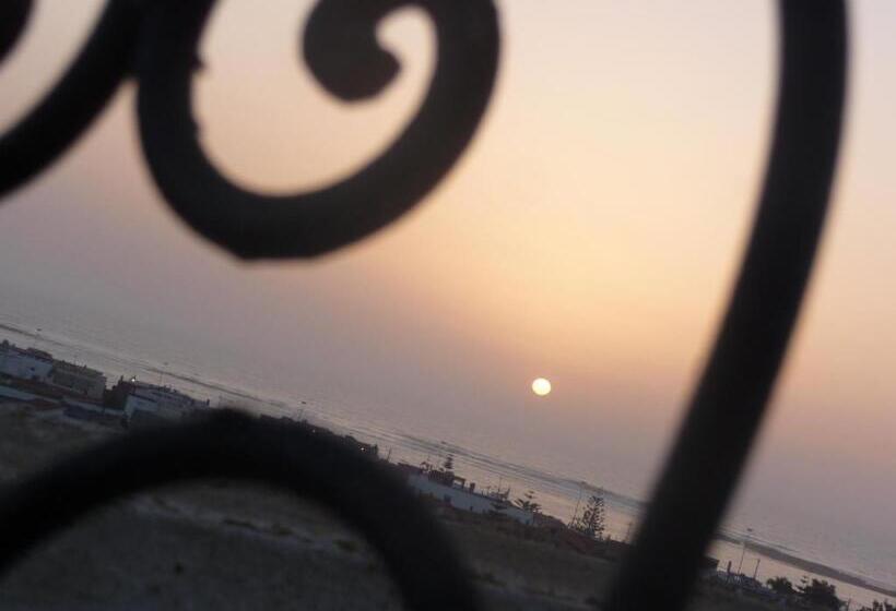 اتاق سوپریور یک تخته با چشم‌انداز دریا, L'arganier Solitaire