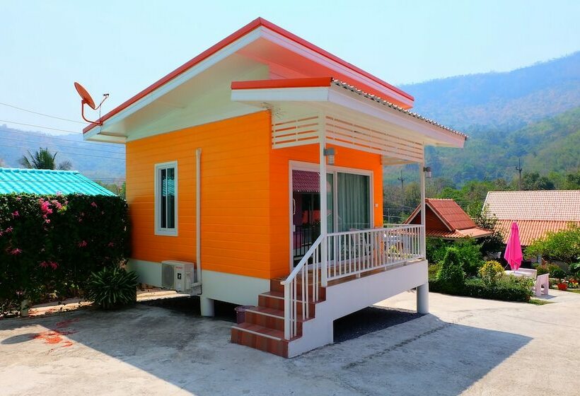 بنجلو قياسى, Baan Waraporn Resort