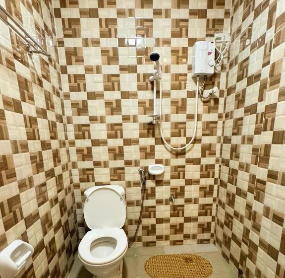 اتاق استاندارد, Elizabeth