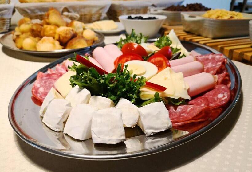 Апартаменты 1 Спальня, Zoopark Zelčín