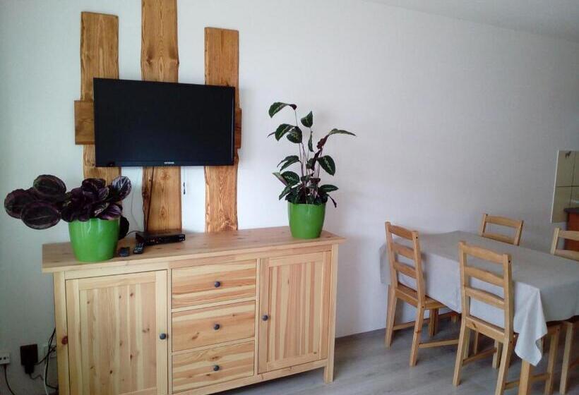 Апартаменты 1 Спальня, Zoopark Zelčín