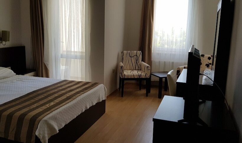 带海景的带双人床的标准间, Troas Beach