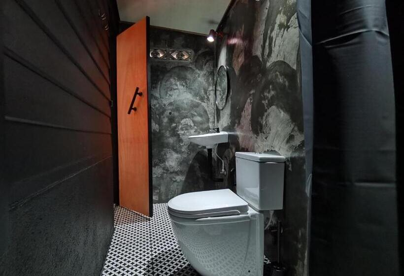 Номер Стандарт, Heahtitude