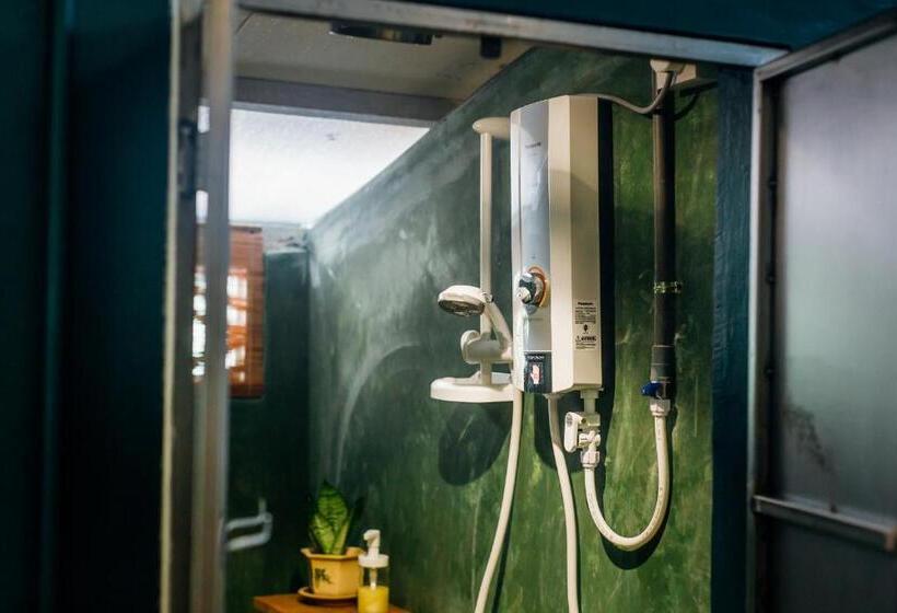 Номер Стандарт Совместная Ванная, Heahtitude