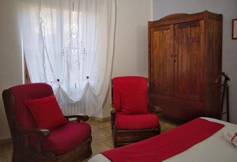 带共用浴室的标准房间, La Collina Dei Ciliegi