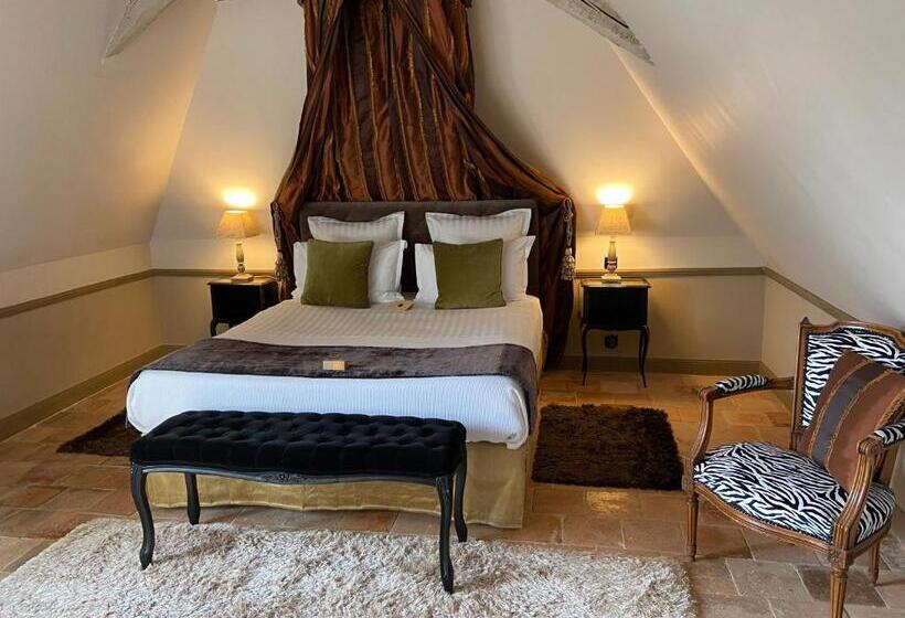 Номер Стандарт, Le Manoir De Maucartier