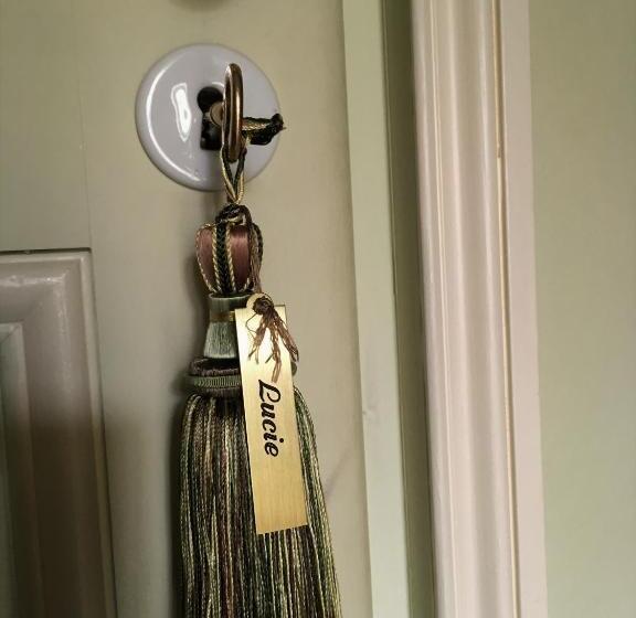 スタンダードルーム, Le Manoir De Maucartier