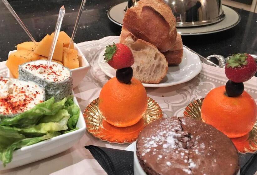 デラックスルーム, Le Manoir De Maucartier