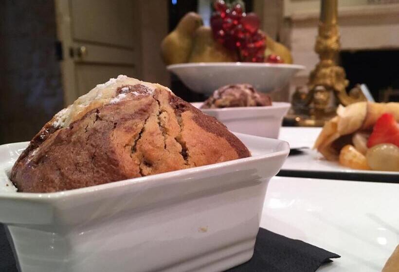 デラックスルーム, Le Manoir De Maucartier