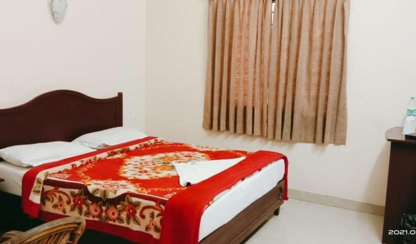 디럭스 룸, Jays Inn