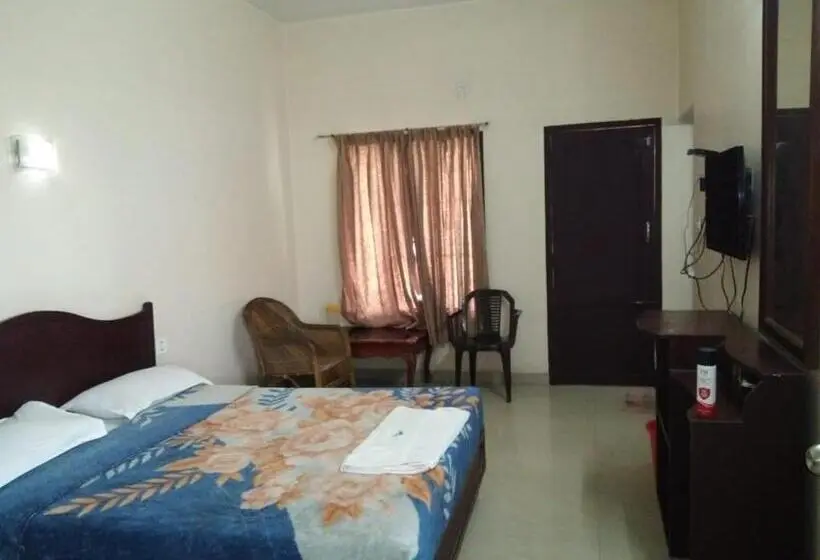 اتاق استاندارد, Jays Inn