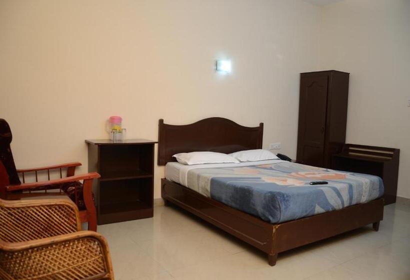 디럭스 룸, Jays Inn