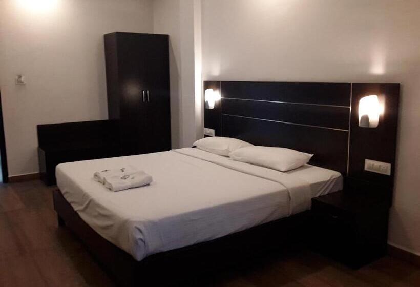 스탠다드 룸 킹사이즈 침대, Jays Inn