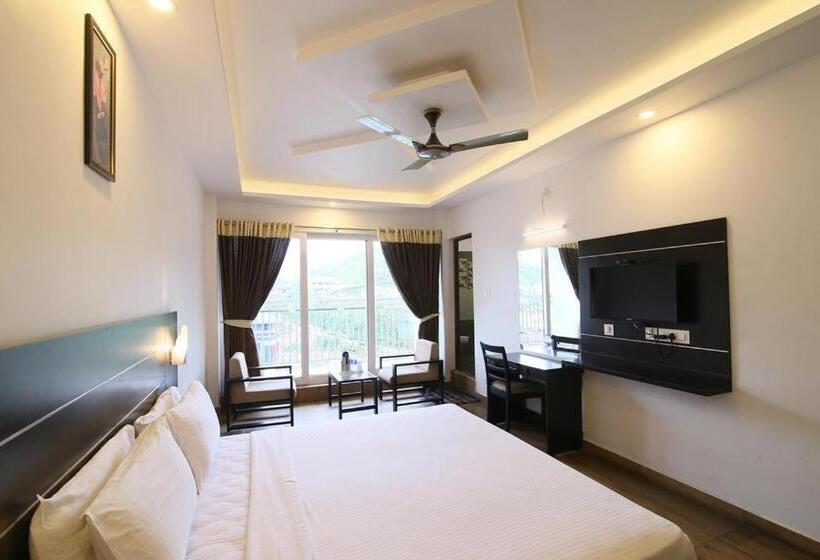 스탠다드 룸 킹사이즈 침대, Jays Inn