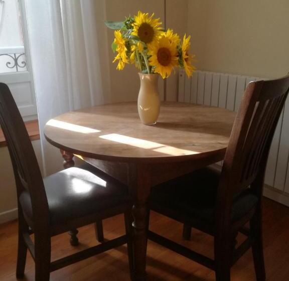 자쿠지 스위트, Mon Petit Soulié