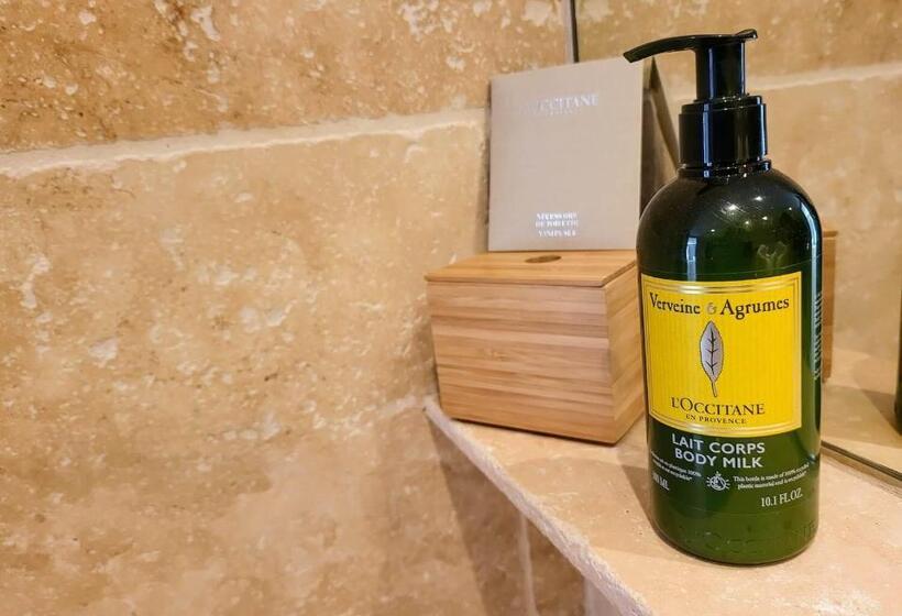 Номер Стандарт, Domaine Ribiera, Hotel 5 Etoiles, Spa & Golf Forcalquier