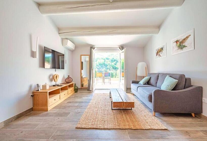 Люкс Вид на Сад, Domaine Ribiera, Hotel 5 Etoiles, Spa & Golf Forcalquier