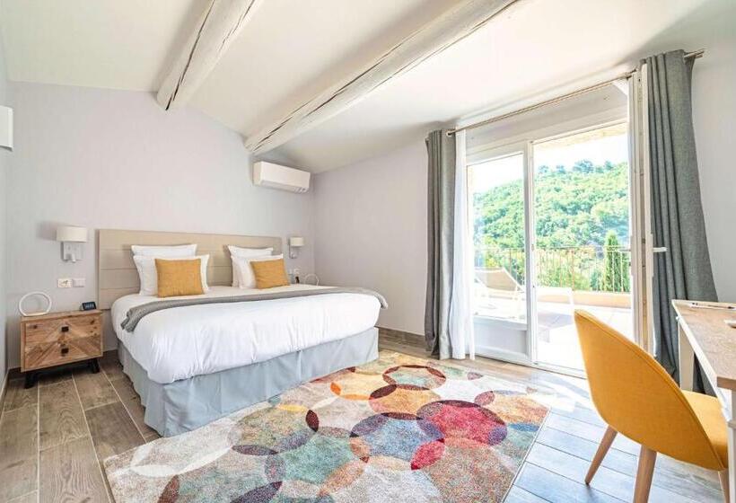 Люкс Вид на Сад, Domaine Ribiera, Hotel 5 Etoiles, Spa & Golf Forcalquier