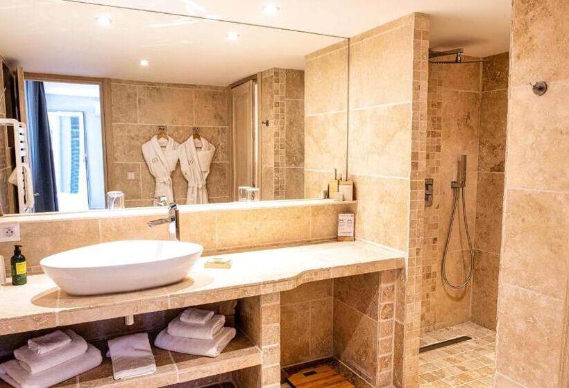 Номер Deluxe, Domaine Ribiera, Hotel 5 Etoiles, Spa & Golf Forcalquier