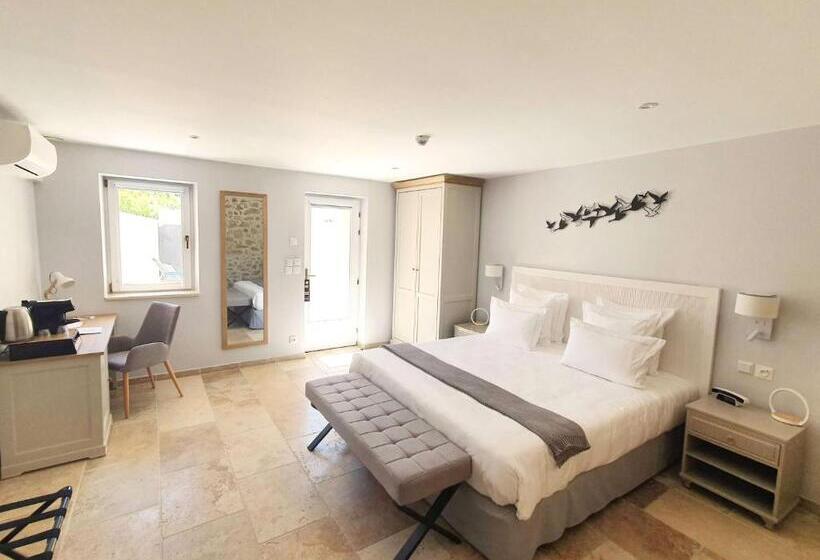 Номер Deluxe, Domaine Ribiera, Hotel 5 Etoiles, Spa & Golf Forcalquier