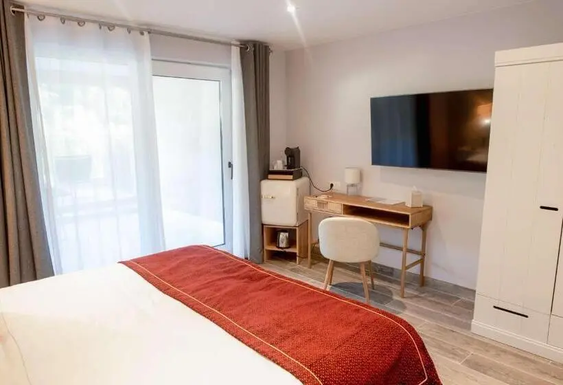 キングサイズベッドのスタンダードルーム, Domaine Ribiera, Hotel 5 Etoiles, Spa & Golf   Forcalquier