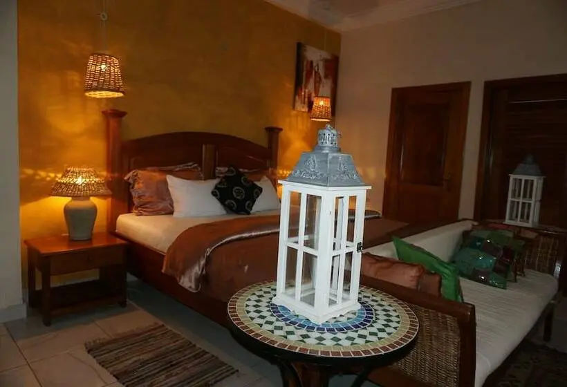 ガーデンビューのエクゼクティブスイート, Accra Royal Castle Apartments & Suites